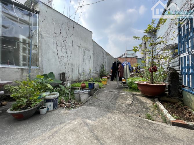 P. Linh Tây, gần PVĐ, ĐH cảnh sát, HXH 1 trục 71 m2 full thổ cư chỉ 4.3 tỷ . - 3