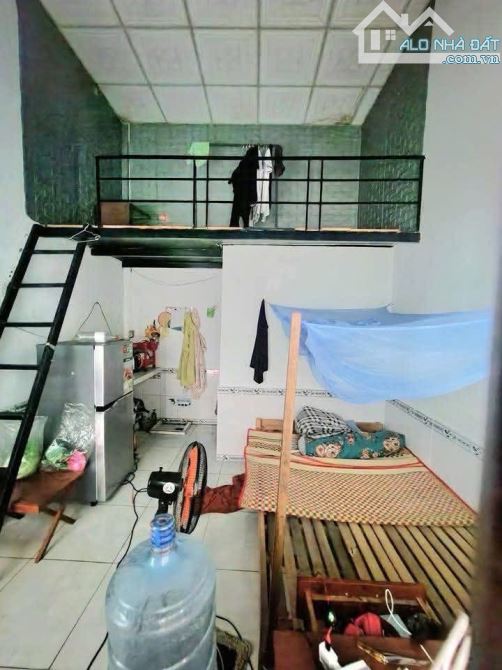 🎉🎉TRUNG TÂM HOÀ KHÁNH - CHI NHÁNH HỒNG KÔNG - SẦM UẤT - CÓ DÒNG TIỀN 12 TRIỆU.