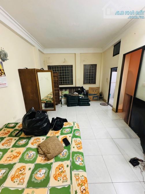 BÁN NHÀ TRẦN QUỐC TOẢN HOÀN KIẾM - 30M 4T MT 5.3M - 30M RA PHỐ SĐCC NHÀ DÂN XÂY CỰC HIẾM