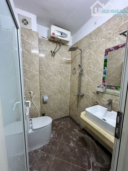 Bán Nhà Ô Tô Đỗ Cổng Phố Nam Dư - Quận Hoàng Mau 30m * 5 Tầng * 7.5 tỷ