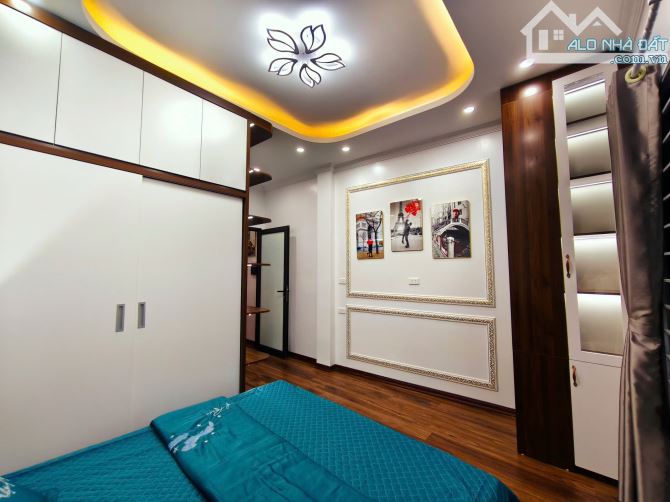 Bán Nhà Phố Vân Đồn 5 Tầng, Full Nội Thất, Nhà đẹp sát phố chỉ 7.3 tỷ(TL)