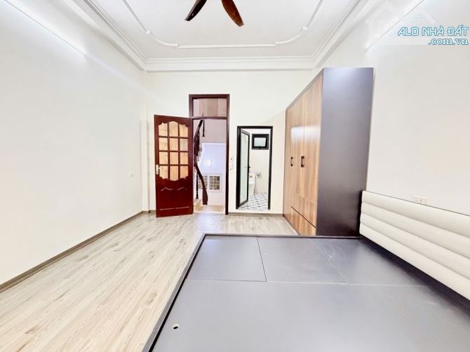 HÀNG HI.Ế.M HỒ TÂY – DÂN XÂY – 2 THOÁNG – NGÕ THÔNG – GIỮ TIỀN ĐỈNH DT 36m² x 5 tầng