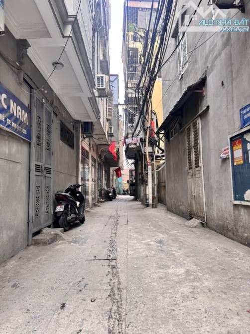 Bán Nhà Phố Vân Đồn 5 Tầng, Full Nội Thất, Nhà đẹp sát phố chỉ 7.3 tỷ(TL)