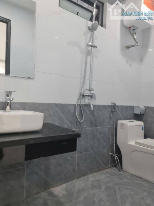 BÁN NHÀ PHỐ BẠCH MAI - 70 m2 - 6 T - thang máy -12 PN - 24,5 tỷ