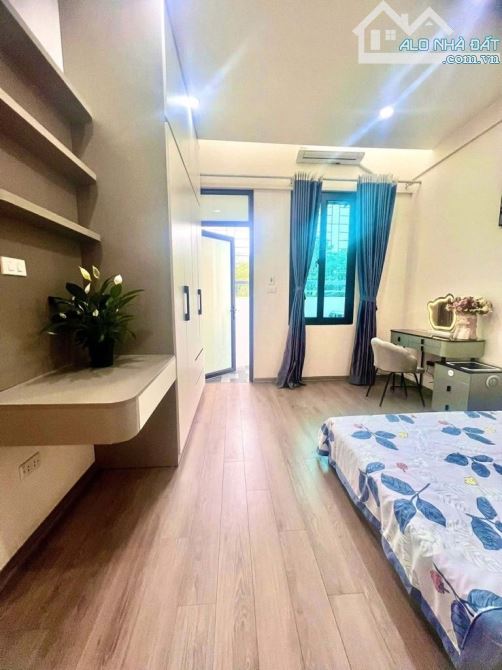 Bán chung cư N3A Lê Văn Lương căn góc 2 ngủ 2 vs full nội thất. Đối diện trường Ngôi Sao