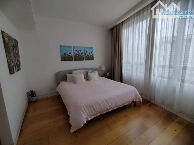 BÁN CĂN HỘ VIP 3N TOÀ INDOCHINA PLAZA CẦU GIẤY, RỘNG 129M2, TẦNG 26, VIEW HOÀNG HÔN