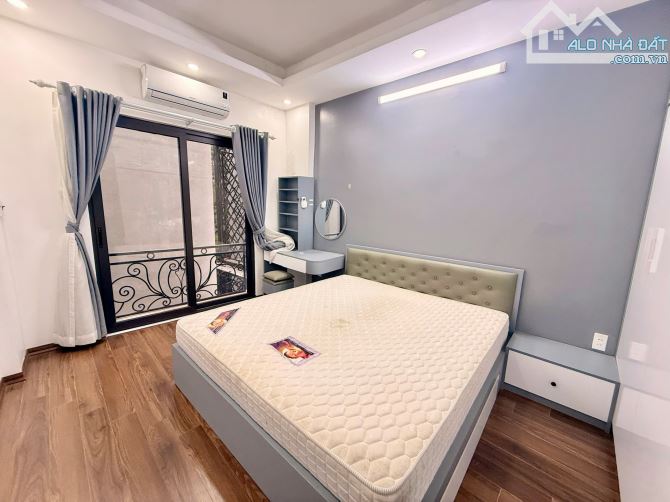 BÁN NHÀ BẠCH ĐẰNG - NHÀ MỚI Ở LUÔN - 30m², 5 TẦNG – GẦN PHỐ - AN SINH TUYỆT VỜI