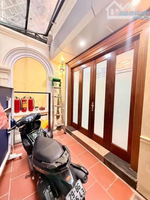 BÁN NHÀ BẠCH ĐẰNG - NHÀ MỚI Ở LUÔN - 30m², 5 TẦNG – GẦN PHỐ - AN SINH TUYỆT VỜI