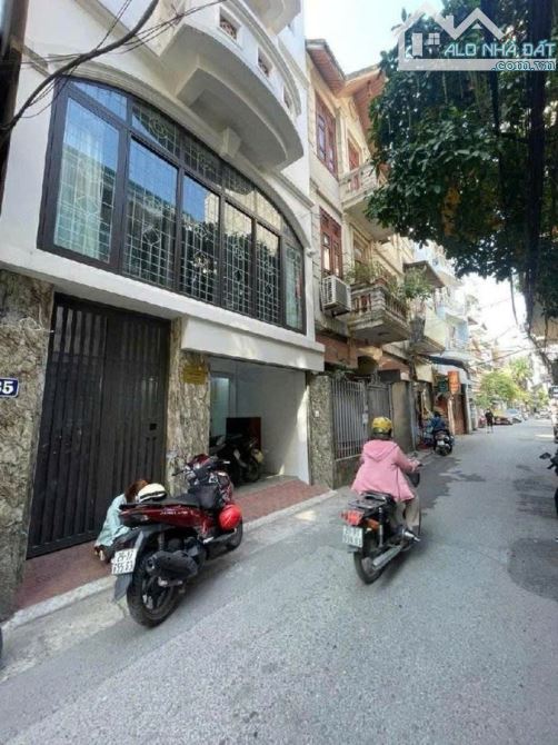 MẶT NGÕ PHỐ LẠC LONG QUÂN TÂY HỒ KHU PHÂN LÔ GARA OTO TRƯỚC NHÀ OTO TRÁNH KD ĐỈNH CAO