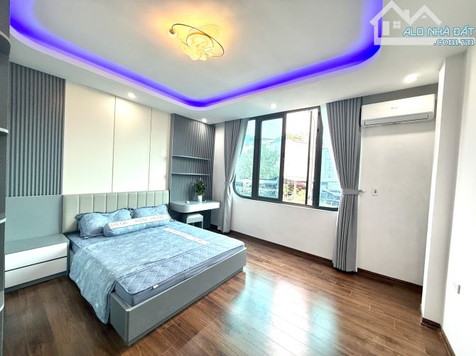 Mặt Phố Vân Hồ – Hai Bà Trưng | Nhà 6 Tầng Thang Máy | Dòng Tiền Ổn Định