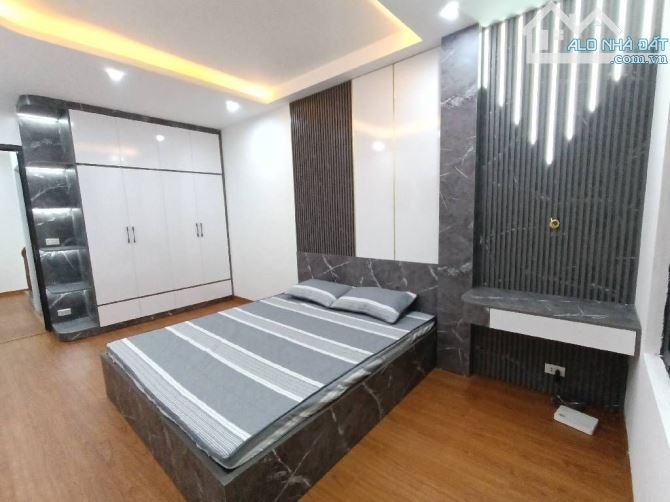 Siêu phẩm Vĩnh Hưng, 36m - 5 tầng, lô góc, 1 nhà mặt phố - 7.85 Tỷ