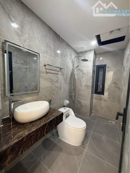 BÁN NHÀ BÀ TRIỆU HAI BÀ TRƯNG - 40M 5T MT 4.5M - NGÕ THÔNG NHÀ MỚI THANG MÁY GẦN VINCOM