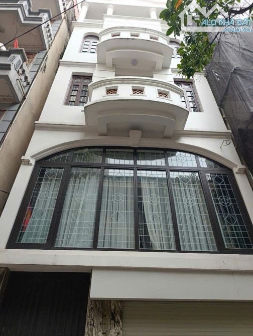 MẶT NGÕ PHỐ LẠC LONG QUÂN TÂY HỒ KHU PHÂN LÔ GARA OTO TRƯỚC NHÀ OTO TRÁNH KD ĐỈNH CAO