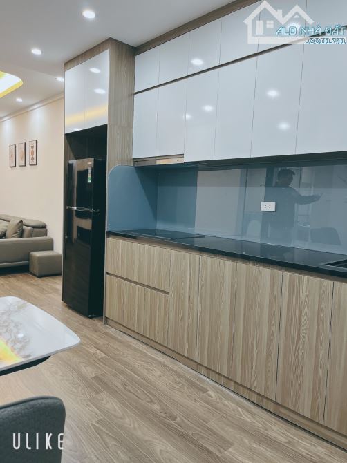 Bán gấp chung cư Trịnh Đình Cửu, 70m, 2 ngủ, 2wc, siêu đẹp, view hồ, chỉ 5x tỷ, sổ đỏ đẹp