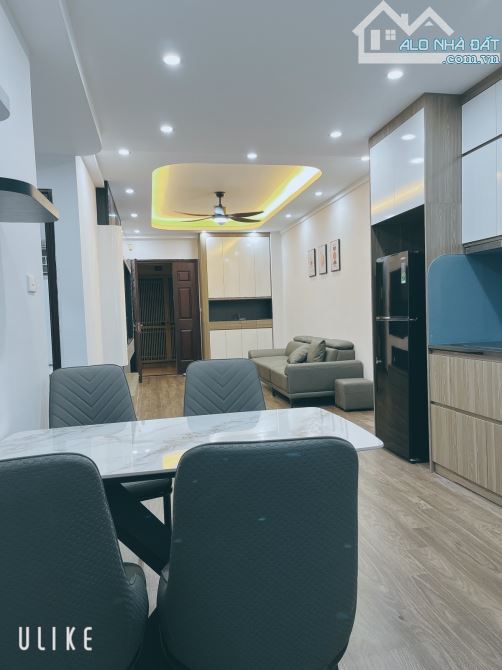 Bán gấp chung cư Trịnh Đình Cửu, 70m, 2 ngủ, 2wc, siêu đẹp, view hồ, chỉ 5x tỷ, sổ đỏ đẹp