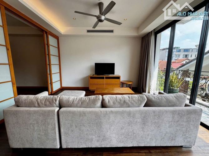 BÁN TOÀ APARTMENT 10 TẦNG PHỐ TÔ NGỌC VÂN 170M – 99 TỶ