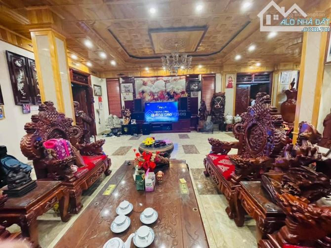 LIỀN KỀ ROSE TOWN KĐT PHÁP VÂN 120m² – 5 TẦNG THANG MÁY – NỘI THẤT NK – VỈA HÈ, Ô TÔ TRÁNH