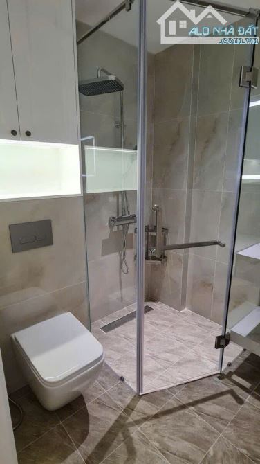 BÁN NHÀ TRẦN DUY HƯNG - TRUNG TÂM CẦU GIẤY - 5 TẦNG THANG MÁY - 3 NGỦ - 50M2 - Ở NGAY