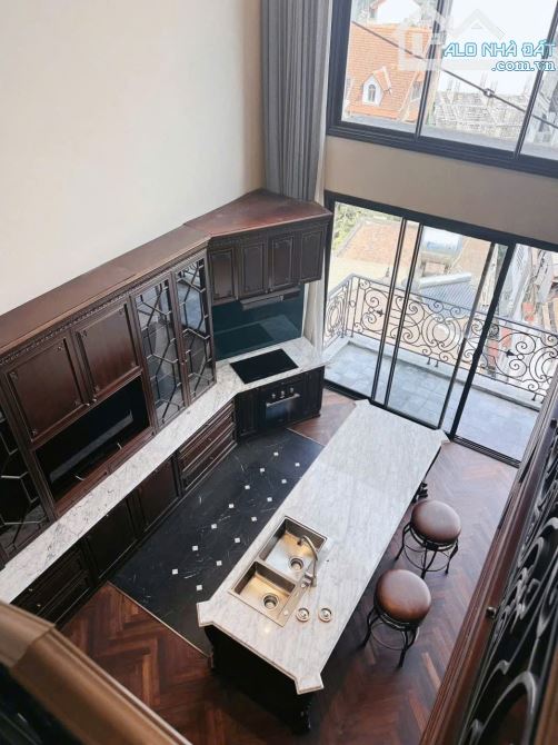 BÁN TOÀ APARTMENT 10 TẦNG PHỐ TÔ NGỌC VÂN 170M – 99 TỶ