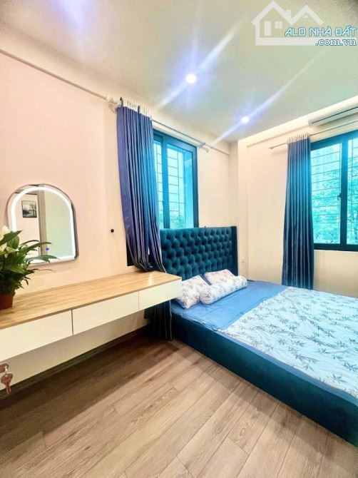 Bán chung cư N3A Lê Văn Lương căn góc 2 ngủ 2 vs full nội thất. Đối diện trường Ngôi Sao