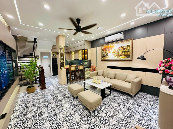 BÁN NHÀ GẤP MỚI ĐẸP VỀ Ở LUÔN , HỒ BA MẪU , HBT 51M 4 TẦNG NHỈNH 12.5 TỶ