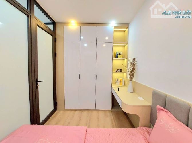 QUÁ RẺ CĂN HỘ TẦNG 1 PHỐ GIẢI PHÓNG DT120M,3 NGỦ-MẶT NGÕ THÔNG-MỚI ĐẸP GIÁ CHỈ 3.4 TỶ