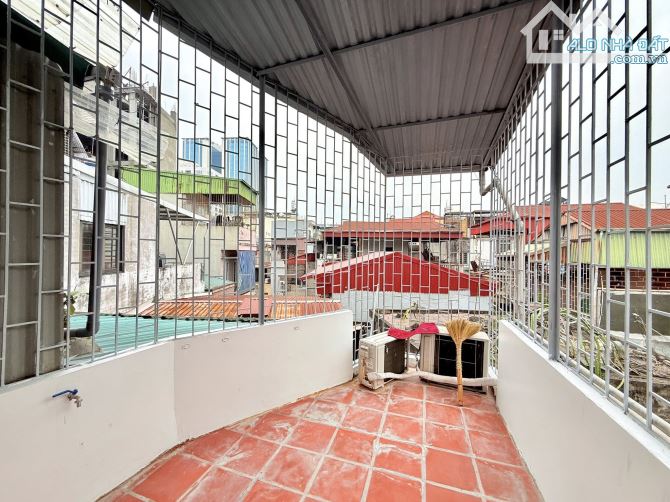 5.95 TỶ – 21/25M2 – 5 TẦNG- GIẾNG MỨT – BẠCH MAI – HAI BÀ TRƯNG