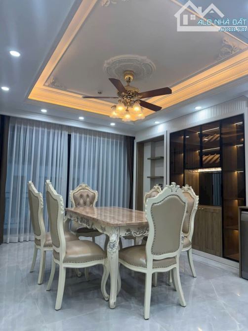 8 tầng thang máy phân lô Vĩnh Phúc, oto tránh đỗ vỉa hè xây mới 48m2 đa kdoanh.Giá 28.8 tỷ