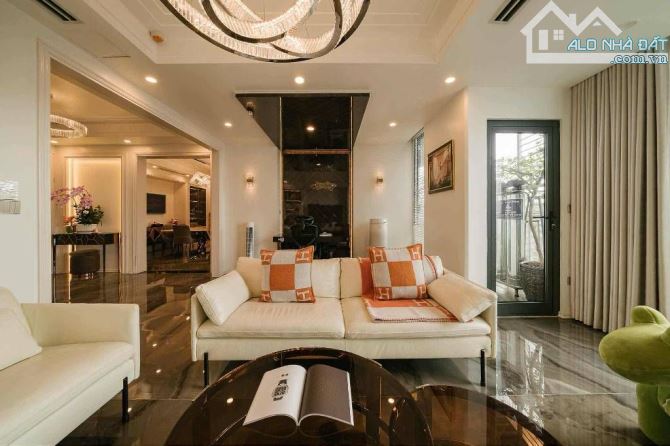 BÁN CĂN LÔ GÓC CHUNG CƯ FIVE STAR WEST LAKE 165M2 NỘI THẤT CHÂU ÂU - GIÁ TỐT - VIEW HỒ TÂY