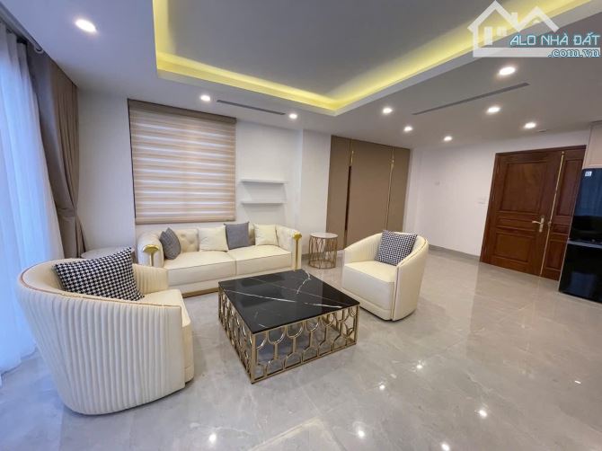 BÁN NHÀ MẶT PHỐ BA ĐÌNH TÒA NHÀ 8 TẦNG THANG MÁY1 HẦM VỈA HÈ RỘNG KINH DOANH ĐỈNH