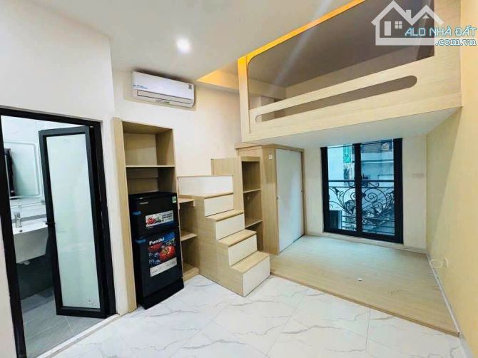 Toà Nhà Minh khai -7 Tầng Thang Máy .Ô Tô Đỗ . 21 Phòng . Kinh Doanh Dòng Tiền