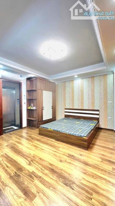 NHÀ PHỐ VŨ TÔNG PHAN Ô TÔ VÀO NHÀ DỪNG ĐỖ,NGÕ THÔNG -KINH DOANH DT57Mx7T- GIÁ 14.5 TỶ