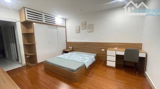 "HOT"CĂN HỘ TT TẦNG 1 PHỐ QUAN NHÂN Ô TÔ ĐỖ CỬA DT90M,3 NGỦ-FULL NỘI THẤT-CĂN GÓC- 4.92 TỶ