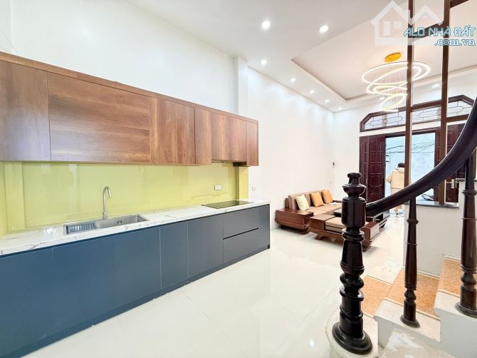 BÁN GẤP NHÀ 460 THỤY KHUÊ, TÂY HỒ 38M2 X 5 TẦNG GIÁ CHỈ 7.9 TỶ, THOÁNG TRƯỚC THOÁNG SAU, C