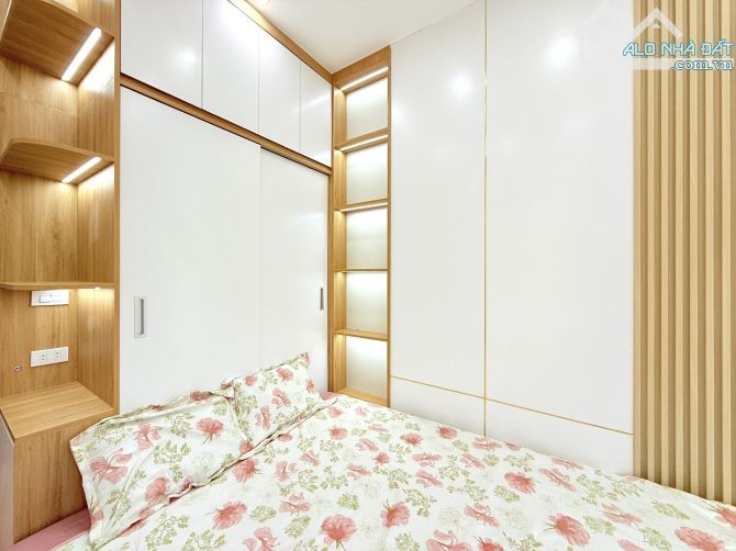 5.95 TỶ – 21/25M2 – 5 TẦNG- GIẾNG MỨT – BẠCH MAI – HAI BÀ TRƯNG