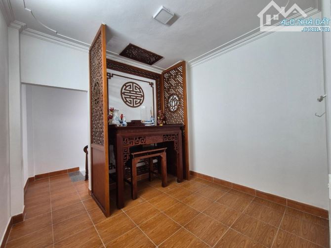 GIÁP NHỊ – NHÀ ĐẸP DÂN XÂY 35Mx5T-NGÕ NÔNG GẦN PHỐ-FULL NỘI THẤT – VỀ Ở NGAY-GIÁ 7.35 TỶ