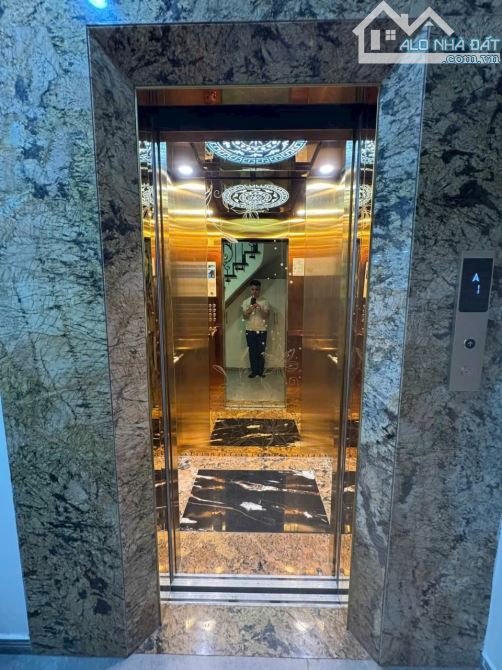 8 tầng thang máy phân lô Vĩnh Phúc, oto tránh đỗ vỉa hè xây mới 48m2 đa kdoanh.Giá 28.8 tỷ