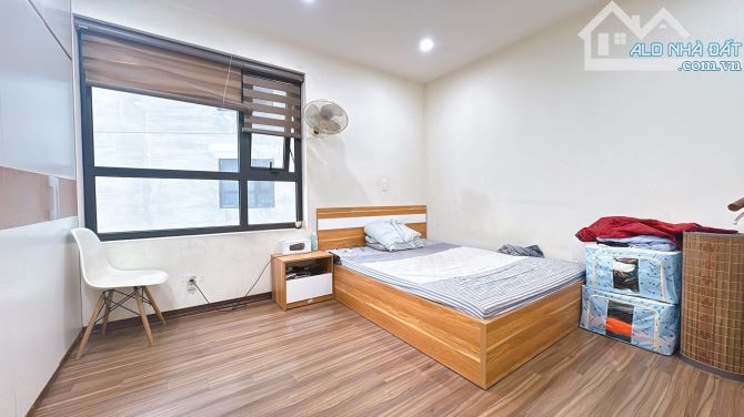 Bán căn hộ cao cấp CC 87 Lĩnh Nam - New Horizon City, 102m2, 3 ngủ, full nội thất, SĐCC