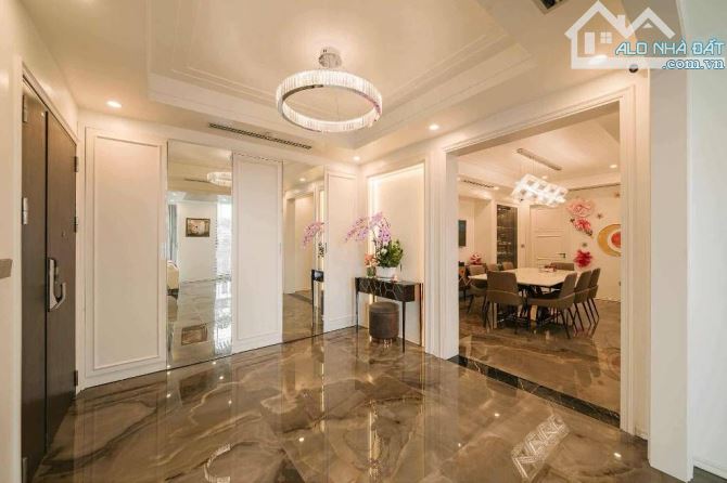 BÁN CĂN LÔ GÓC CHUNG CƯ FIVE STAR WEST LAKE 165M2 NỘI THẤT CHÂU ÂU - GIÁ TỐT - VIEW HỒ TÂY