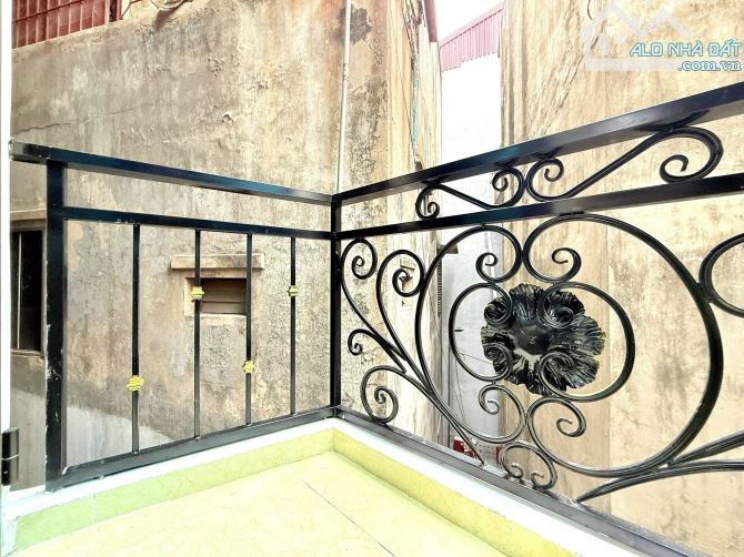 5.95 TỶ – 21/25M2 – 5 TẦNG- GIẾNG MỨT – BẠCH MAI – HAI BÀ TRƯNG