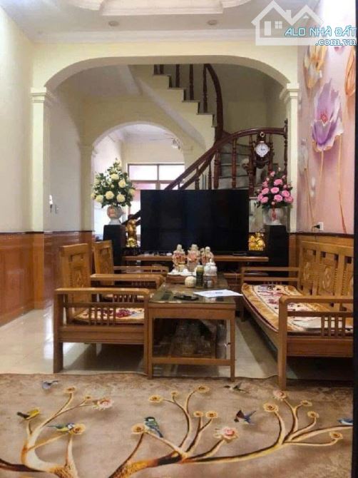 Bán nhà Đại Từ, Hoàng Mai 45m2, 5T NGÕ THÔNG giá hơn 8 tỷ