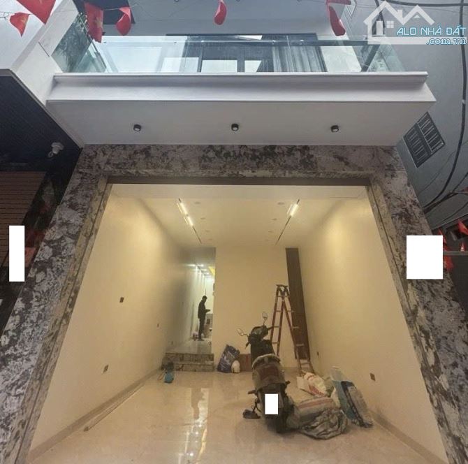 BÁN NHÀ MỚI NGỌC LÂM – TRUNG TÂM – DÂN XÂY – Ô TÔ – FULL NỘI THẤT – 73M2 CHỈ 28 TỶ