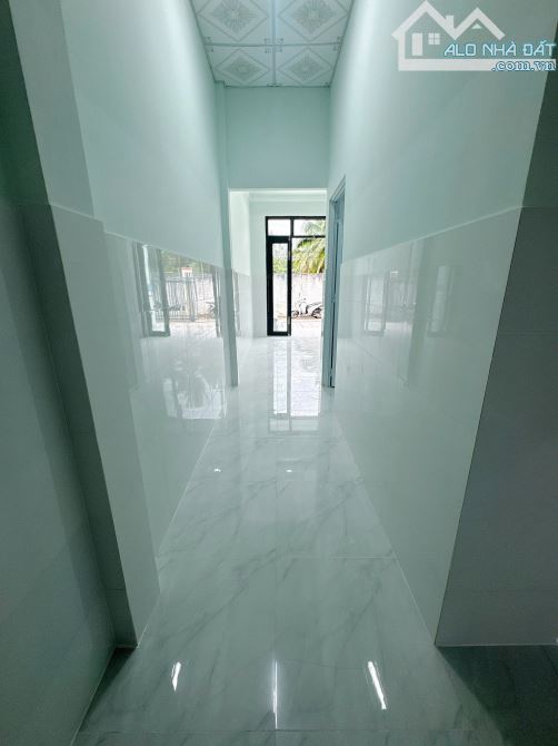 Bán nhà mới xây,thổ cư 100%,có chủ quyền nhà tại TP Bến Tre.Gía 1,3 tỷ - 1