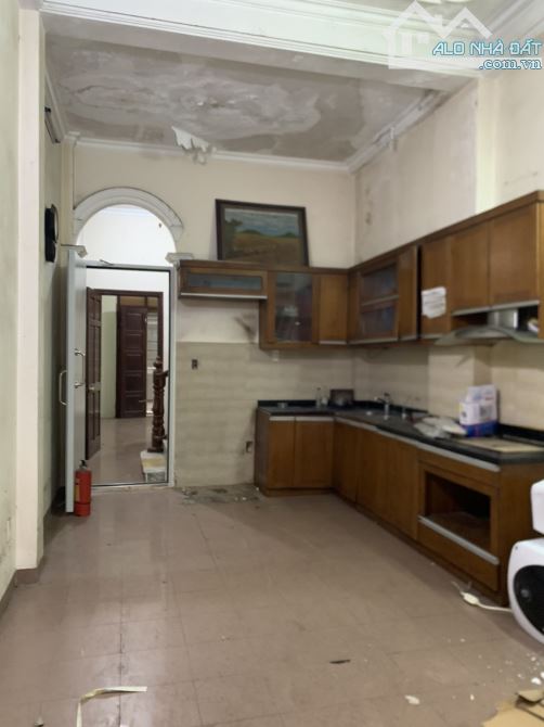 Bán nhà HOÀNG NGÂN - Thanh XUân .. dt 94m RỘng 7,5m 4 tầng giá 18 tỷ 5