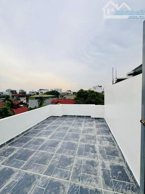 6.8 TỶ – 30M2 – 5 TẦNG – NHÀ MỚI – SÂN TRƯỚC 4M –TÂY TRÀ- NAM DƯ – HOÀNG MAI