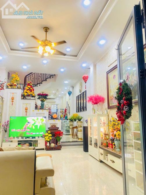 CẦN THANH KHOẢN GIẢM SỐC 1 TỶ NHÀ PHỐ HIỆP BÌNH PHƯỚC – THỦ ĐỨC – GẦN VẠN PHÚC CITY 3