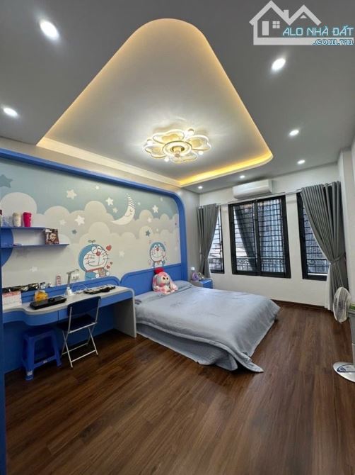 Nhà lô góc Chùa Quỳnh – gần phố – 5 tầng – MT 3,6m – 11,5 tỷ