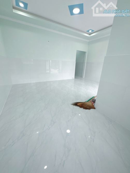 Bán nhà mới xây,thổ cư 100%,có chủ quyền nhà tại TP Bến Tre.Gía 1,3 tỷ - 3