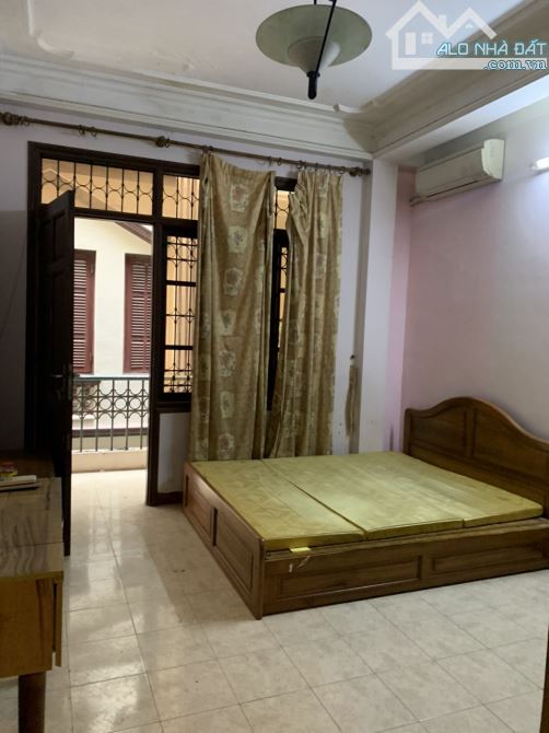 Bán nhà HOÀNG NGÂN - Thanh XUân .. dt 94m RỘng 7,5m 4 tầng giá 18 tỷ 5