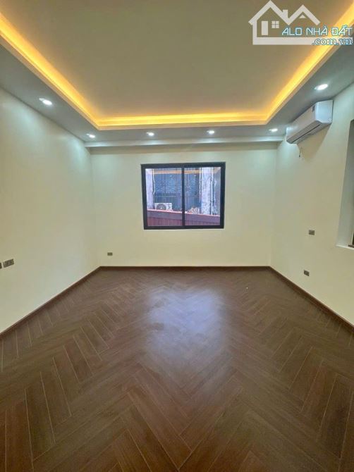 BÁN NHÀ MỚI NGỌC LÂM – TRUNG TÂM – DÂN XÂY – Ô TÔ – FULL NỘI THẤT – 73M2 CHỈ 28 TỶ - 5